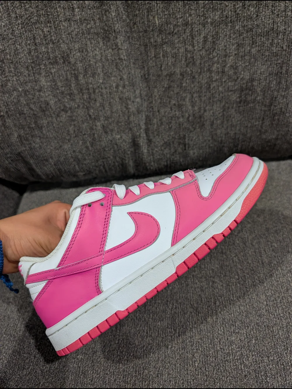 Nike Women’s Pink and White Low-Top Sneakers